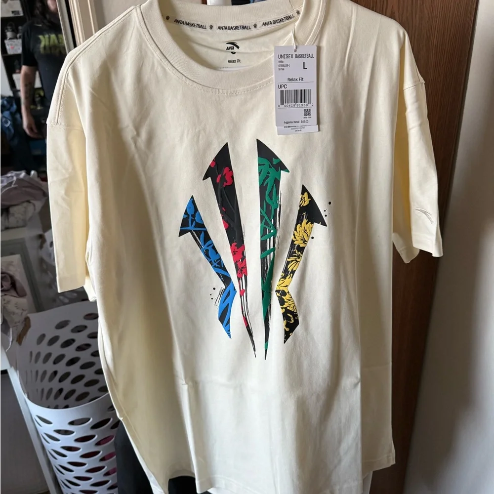 Anta Kyrie Irving Tee - Picture 2 of 4